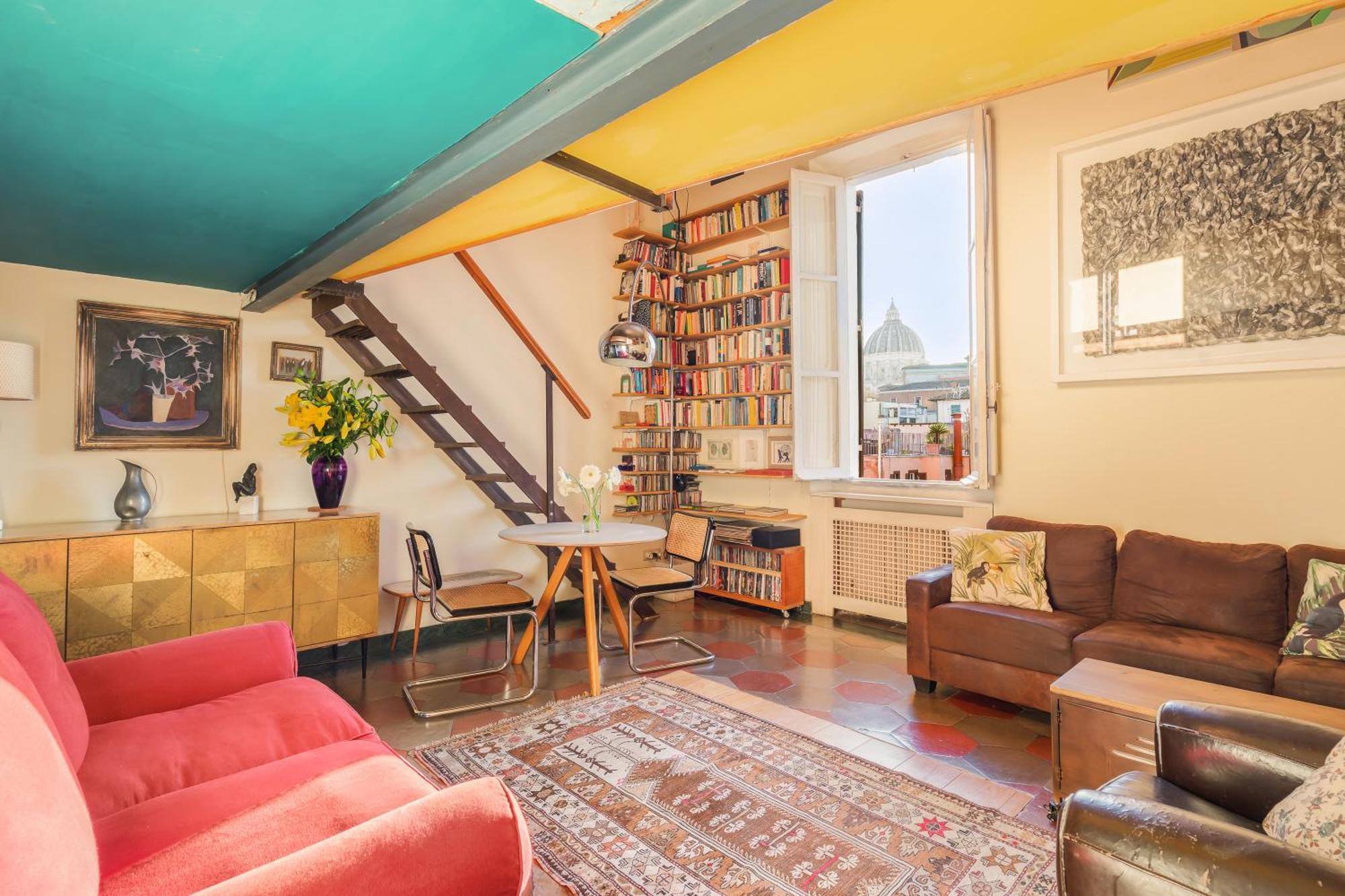 Apartment Penthouse In Exclusive Borgo Pio District Rom
